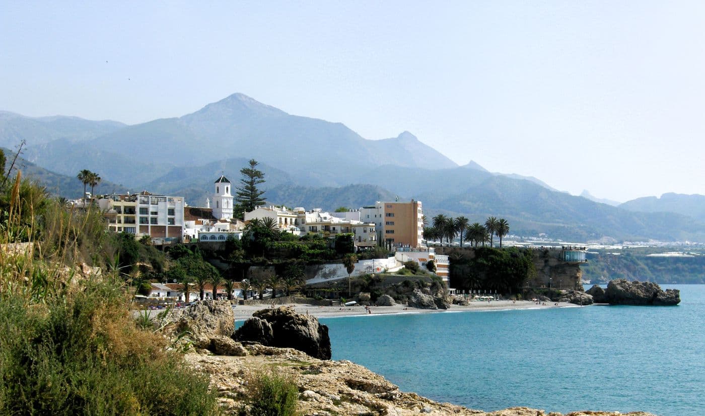 Day Trips from Granada: Cordoba, Nerja, Sierra Nevada and More (2026)