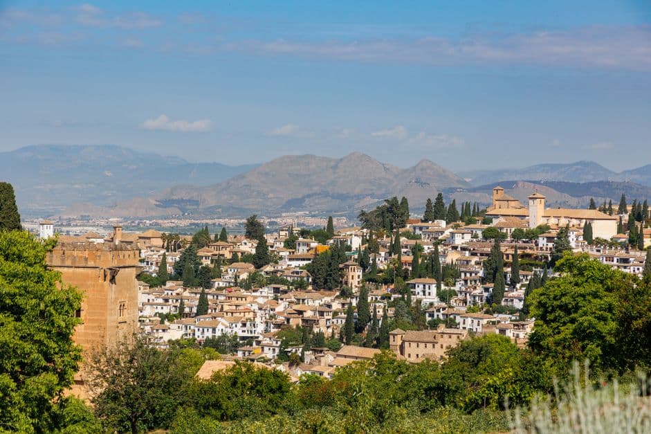 Granada Airport (GRX) to the City Centre and the Alhambra: How to Get Around
